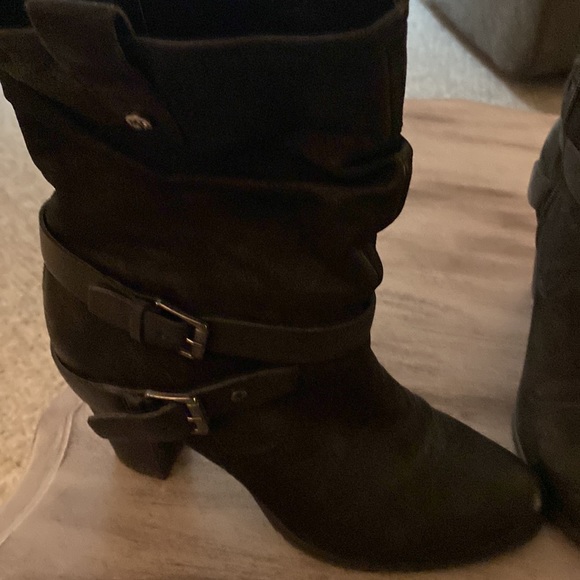 Ladies Marc Fisher boots - Picture 2 of 4